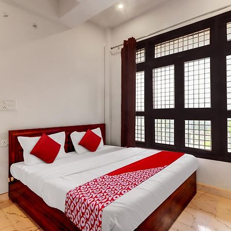 Hotel O Om Pushp Residency Mathura Zewnętrze zdjęcie