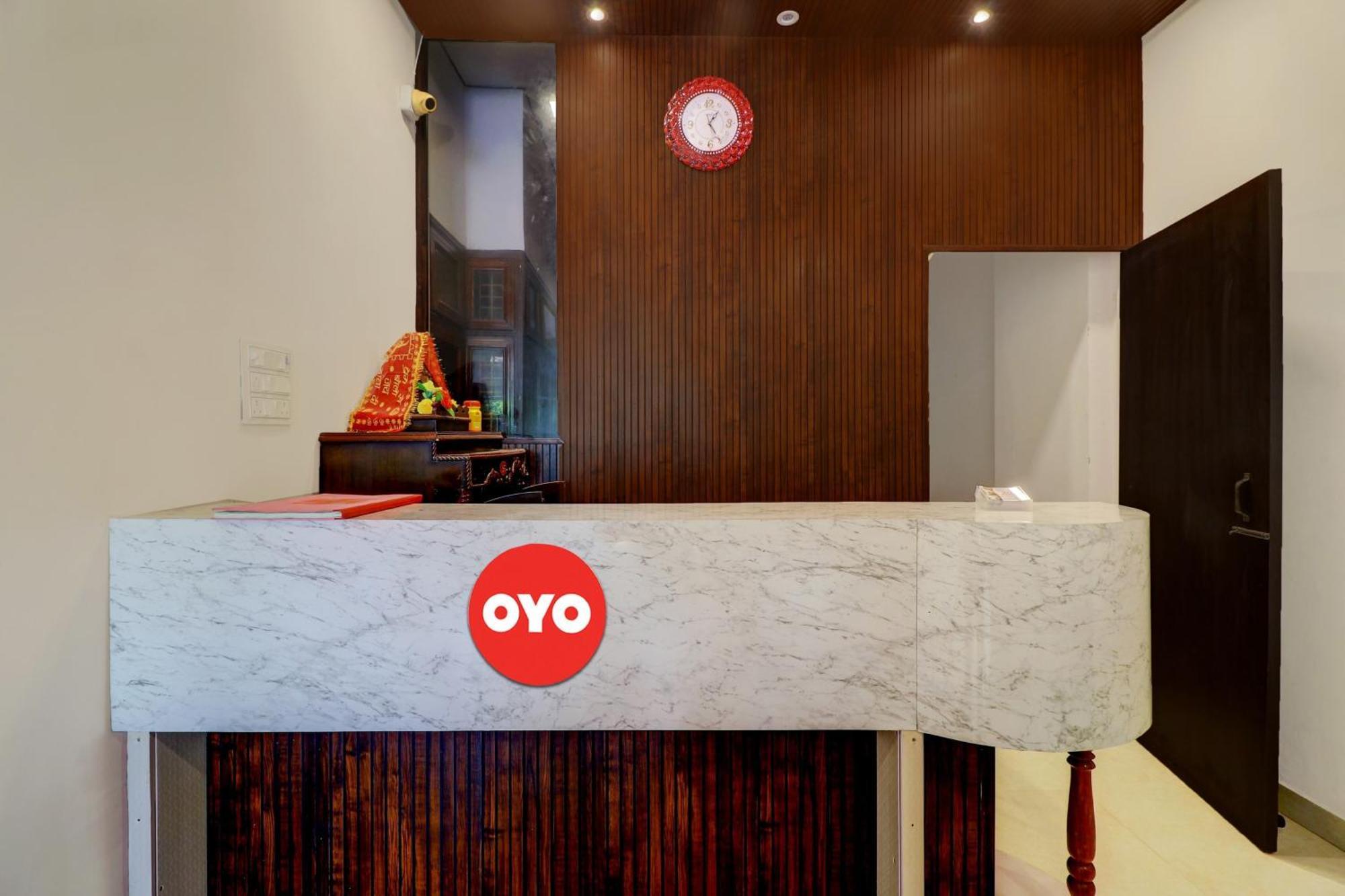 Hotel O Om Pushp Residency Mathura Zewnętrze zdjęcie