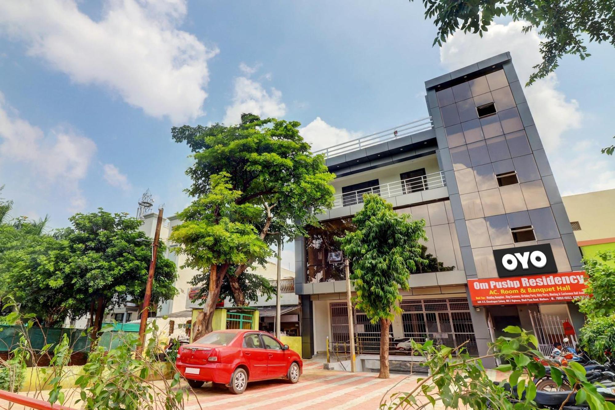Hotel O Om Pushp Residency Mathura Zewnętrze zdjęcie
